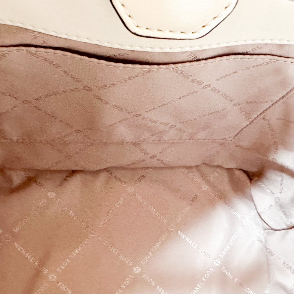 Michael Kors Suri Medium Top Handle Shoulder Crossbody Bag Optic White - Picture 13 of 14